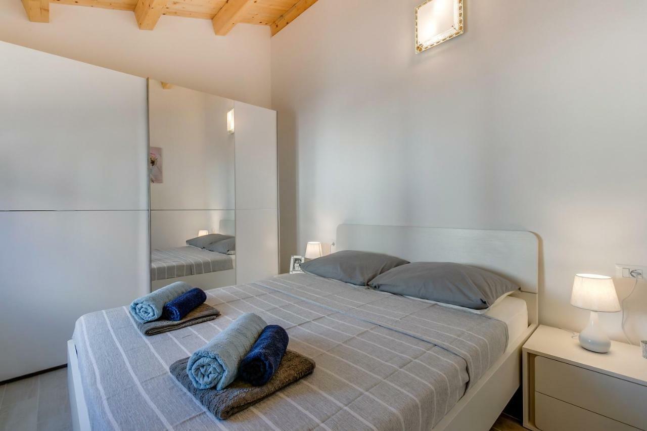 Apartments Relax Veli Lošinj Exteriör bild